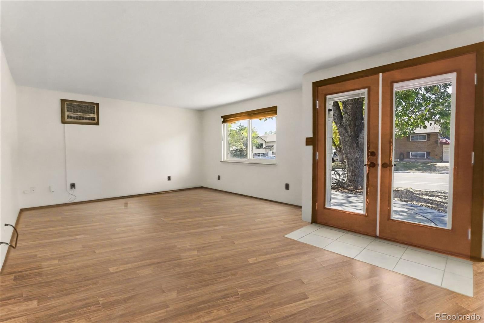 MLS Image #3 for 10950  acoma street,northglenn, Colorado
