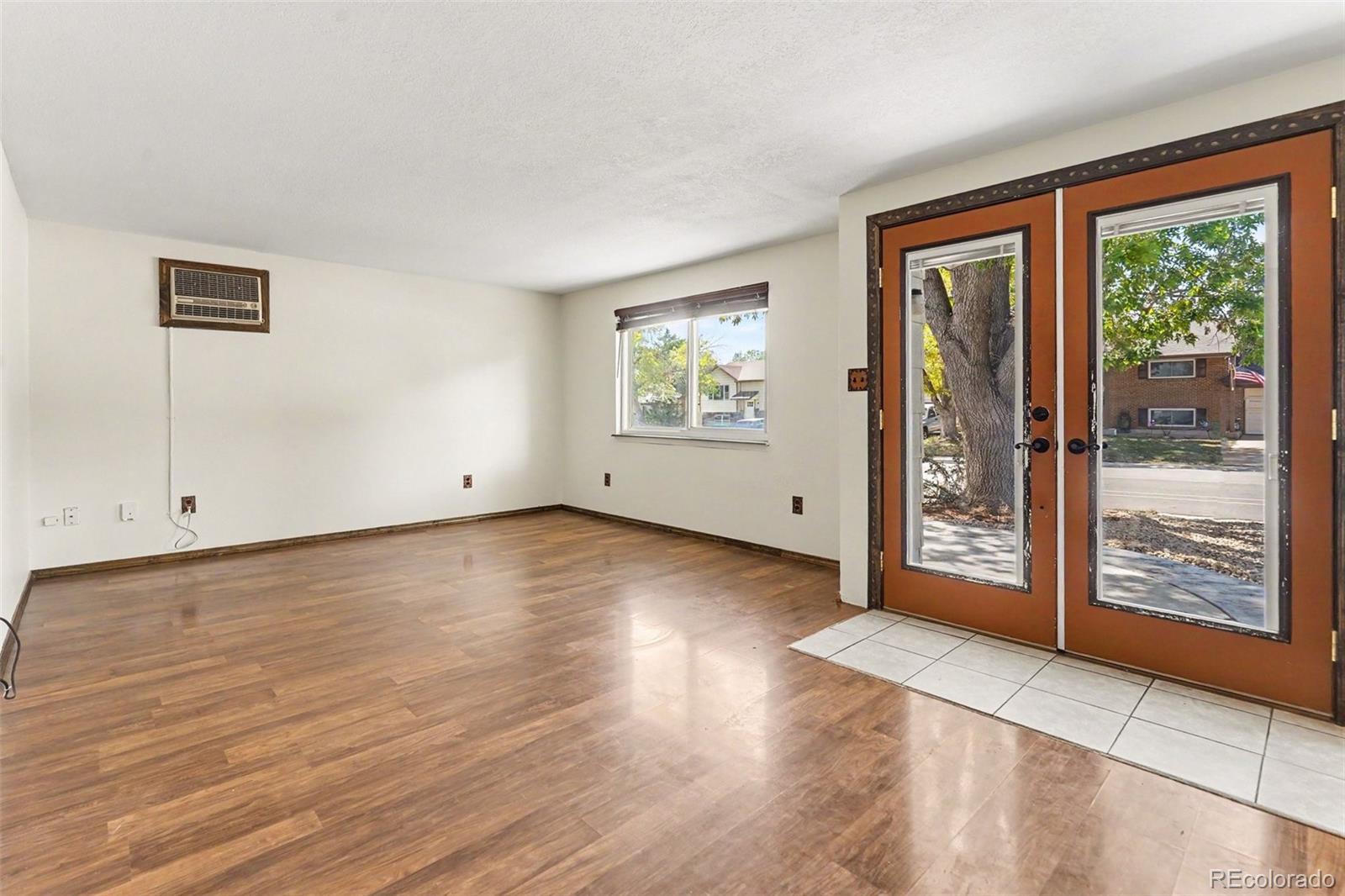 MLS Image #4 for 10950  acoma street,northglenn, Colorado
