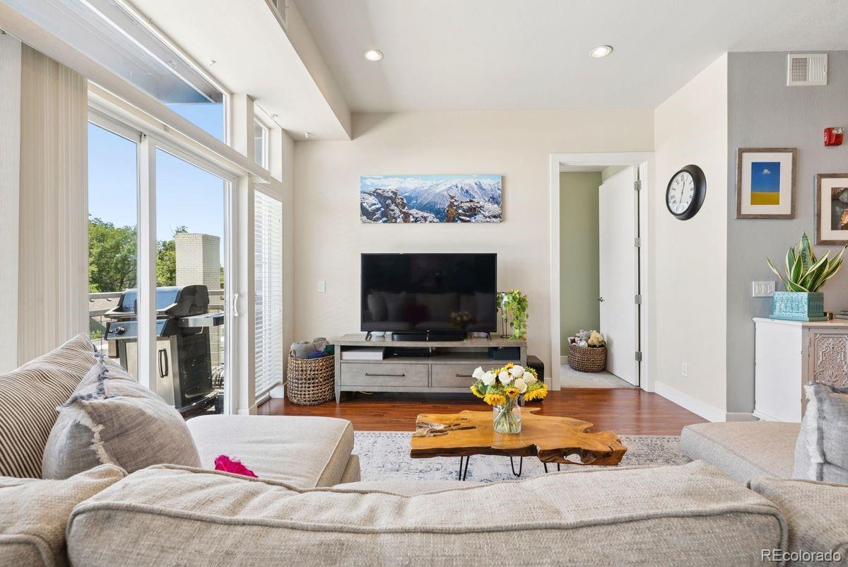 MLS Image #3 for 1488  madison street,denver, Colorado