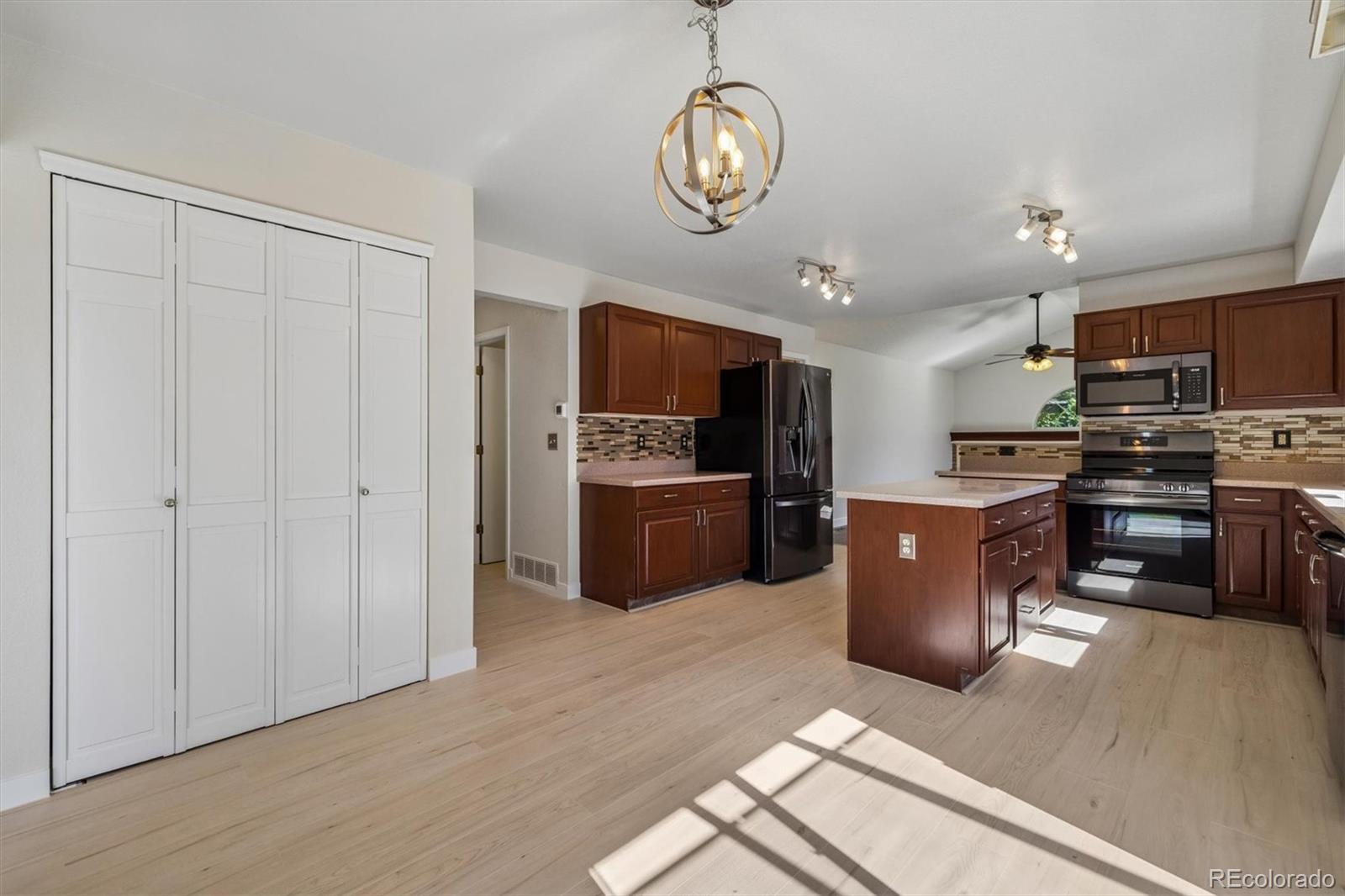 MLS Image #18 for 3892  seramonte drive,highlands ranch, Colorado