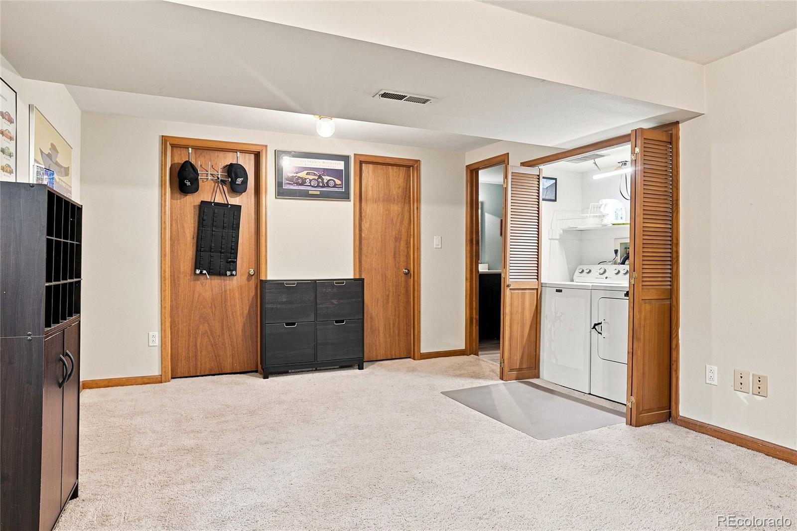 MLS Image #15 for 4877 s everett street,denver, Colorado