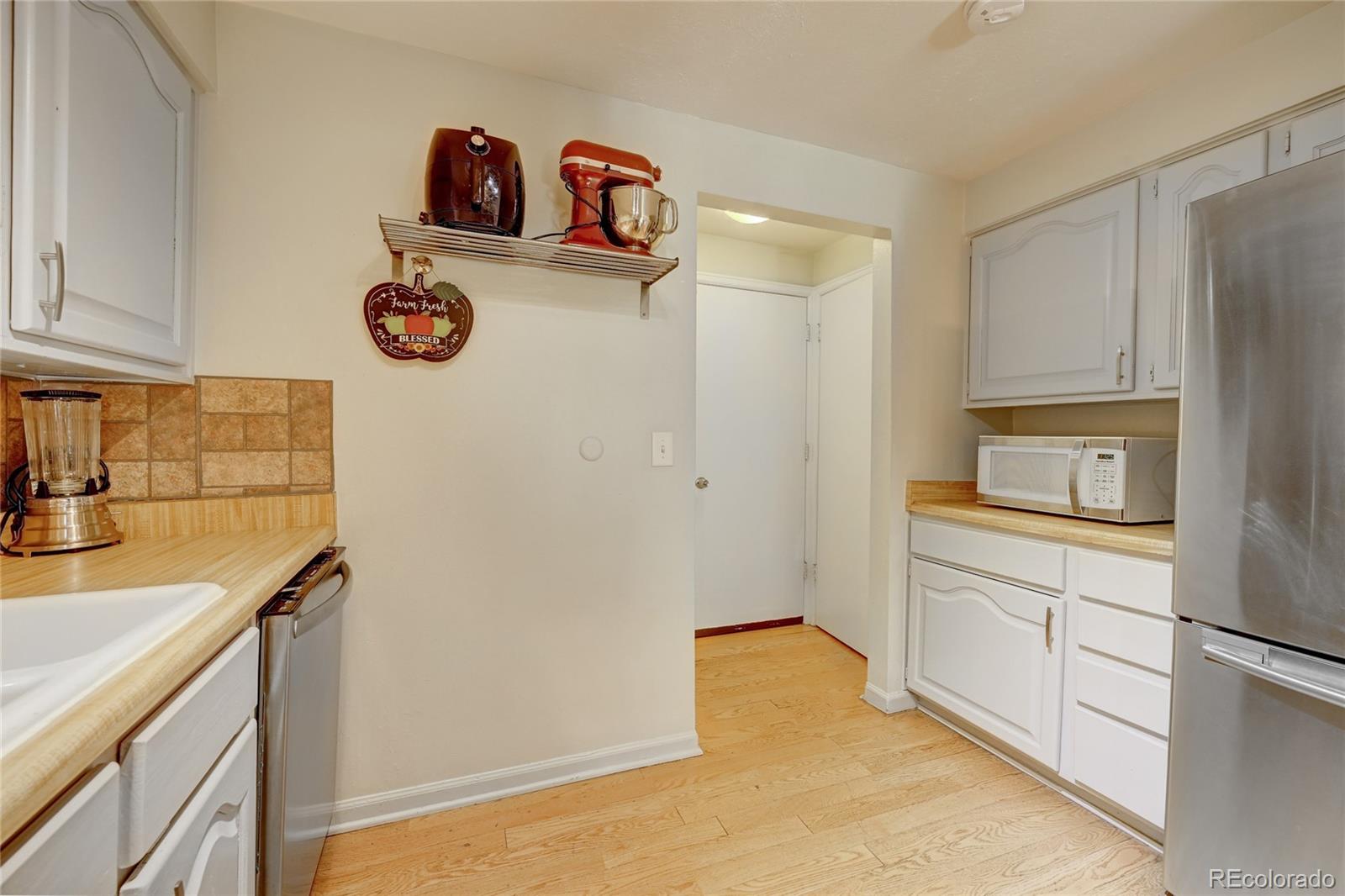 MLS Image #12 for 2939 s lansing way,aurora, Colorado