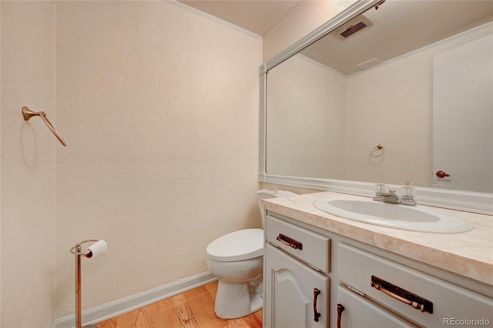 MLS Image #14 for 2939 s lansing way,aurora, Colorado