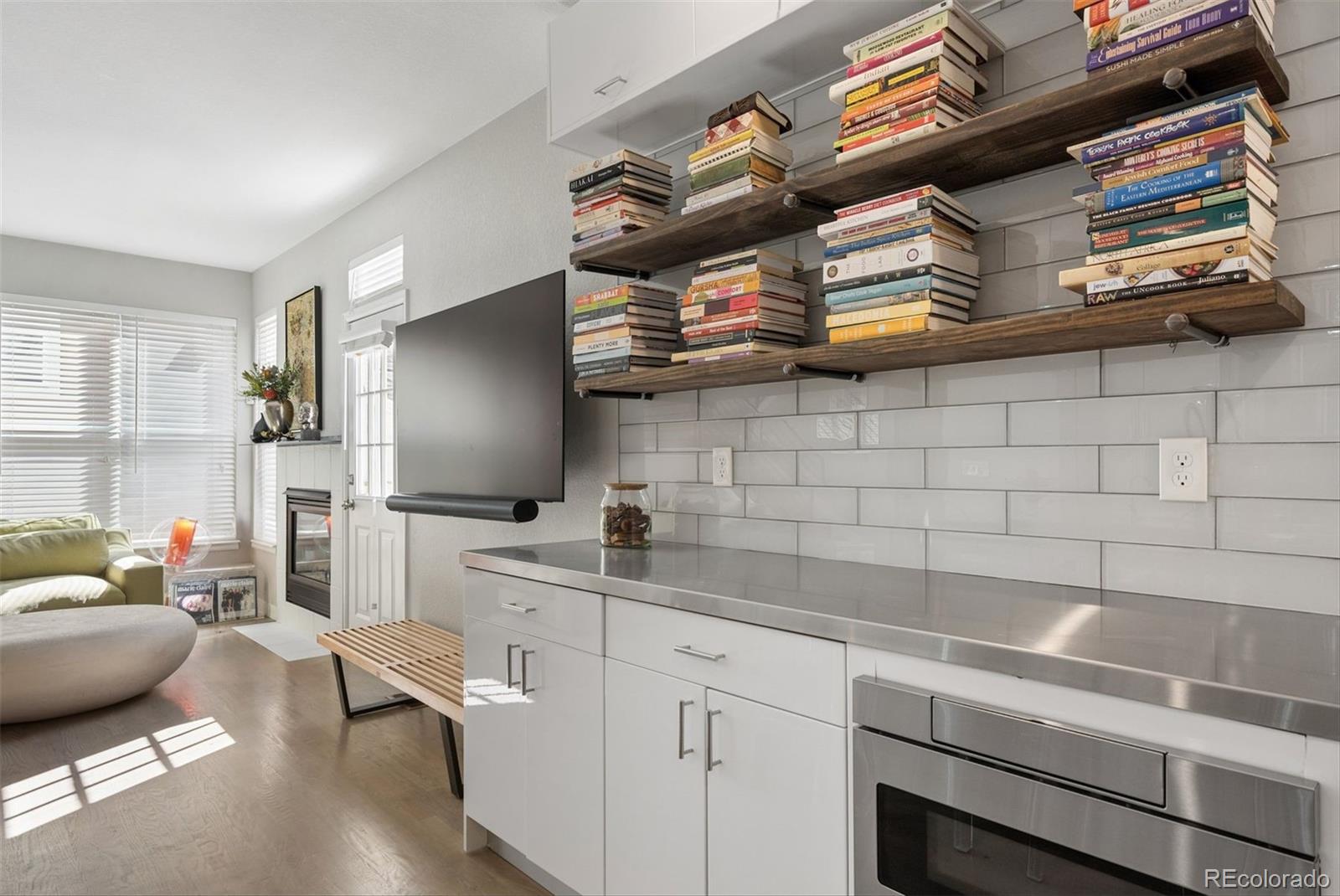 MLS Image #10 for 29 s syracuse street,denver, Colorado