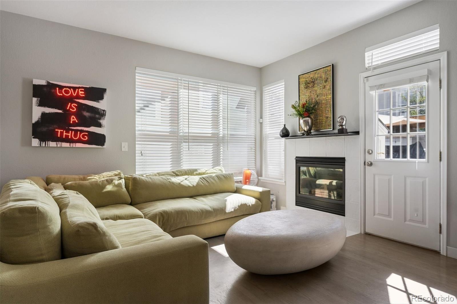 MLS Image #13 for 29 s syracuse street,denver, Colorado
