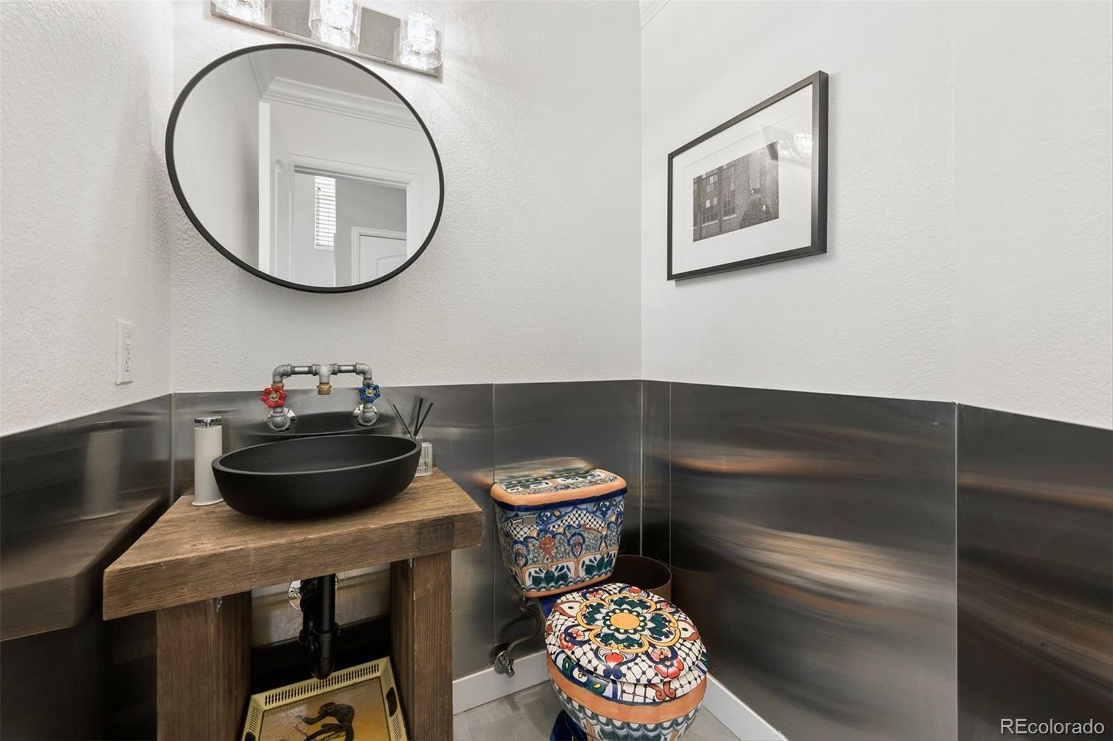 MLS Image #18 for 29 s syracuse street,denver, Colorado