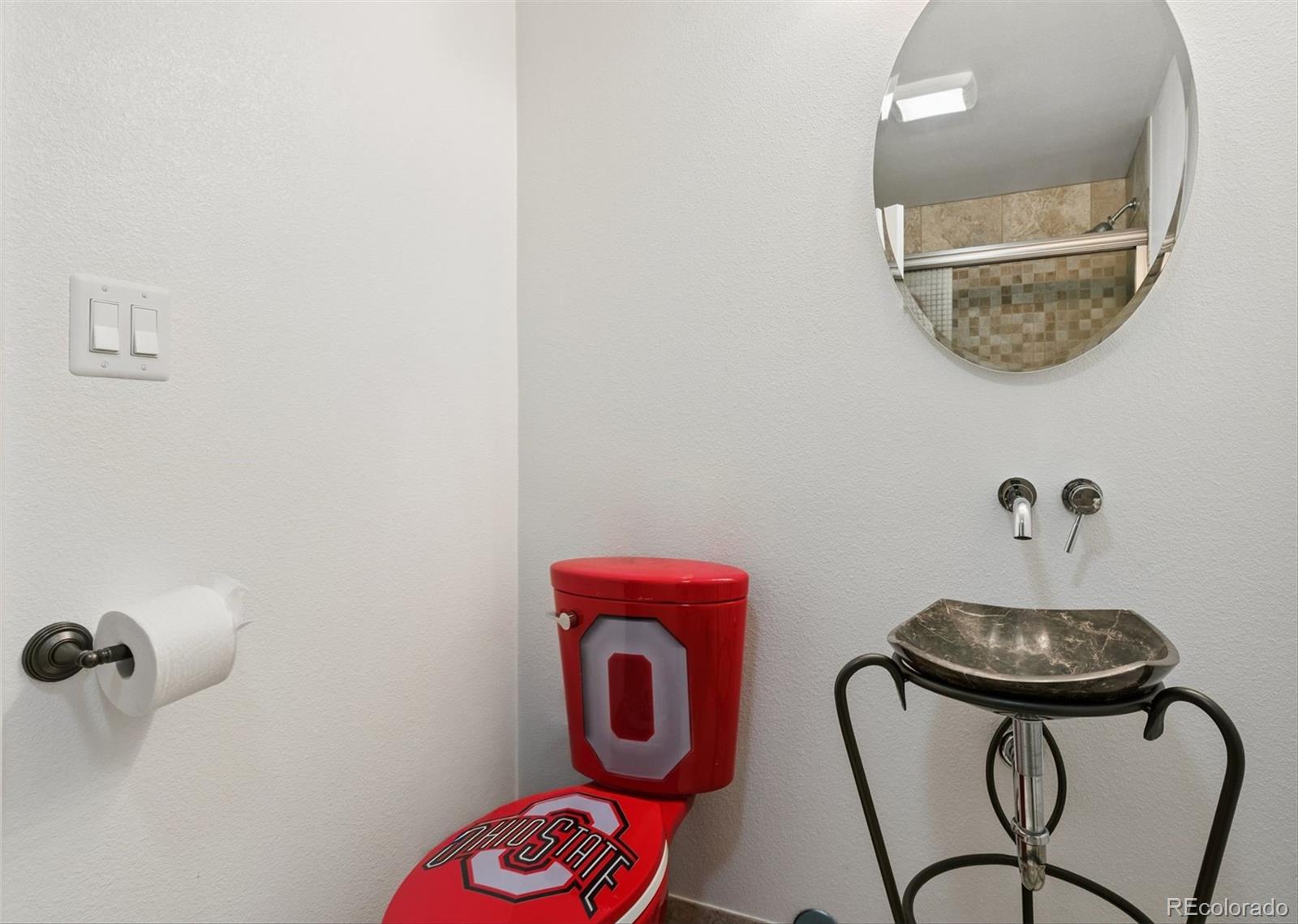 MLS Image #28 for 29 s syracuse street,denver, Colorado