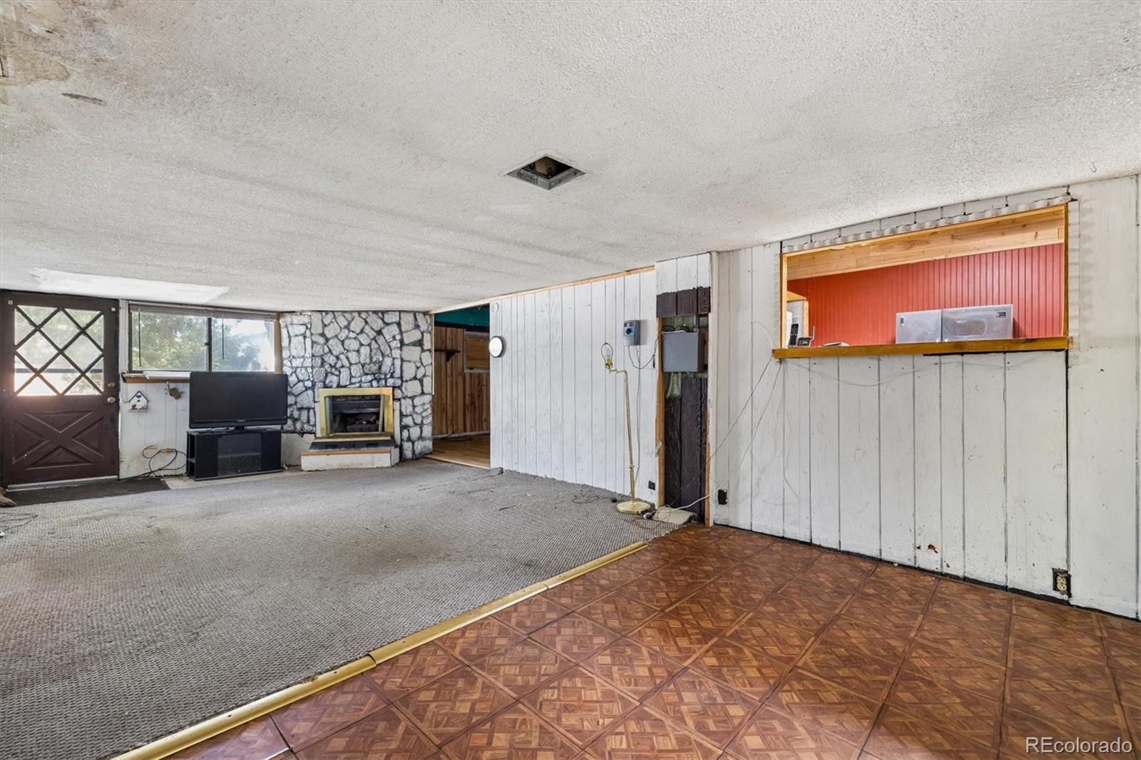 MLS Image #13 for 2305 s newton street,denver, Colorado