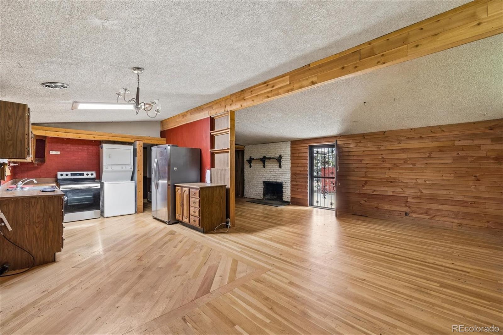 MLS Image #6 for 2305 s newton street,denver, Colorado