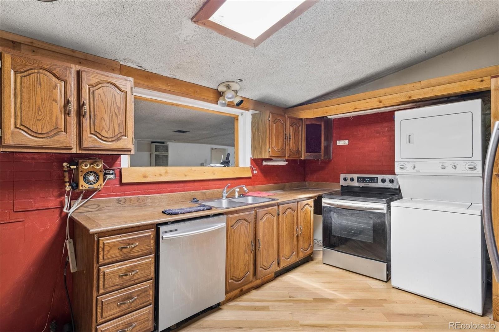 MLS Image #7 for 2305 s newton street,denver, Colorado