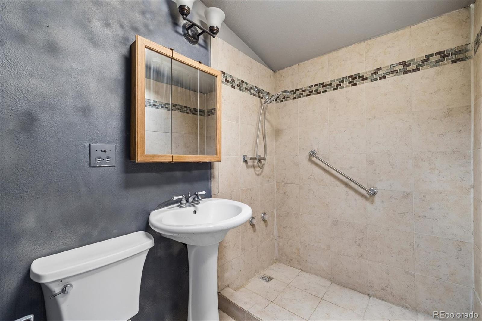 MLS Image #8 for 2305 s newton street,denver, Colorado