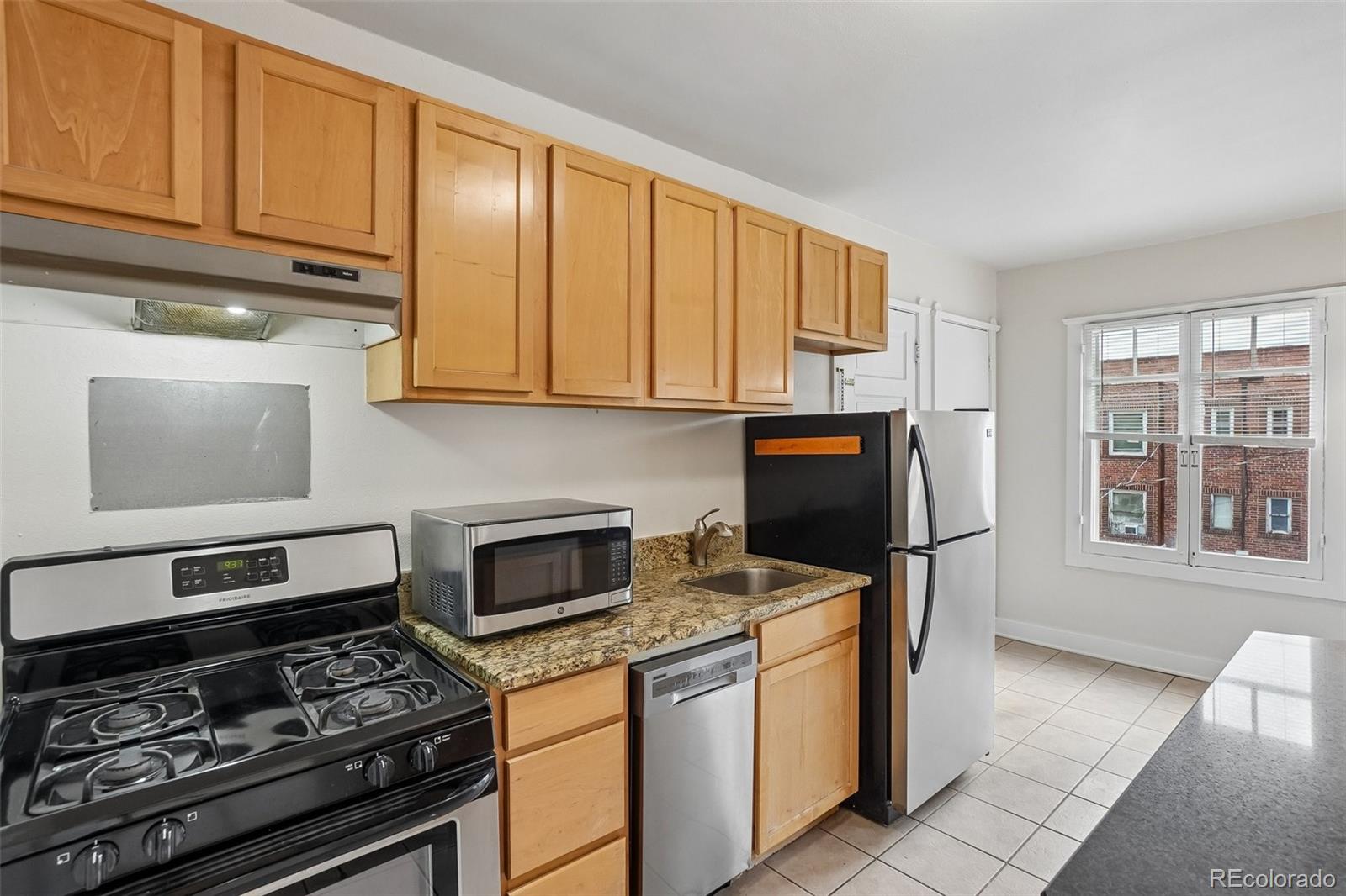 MLS Image #12 for 1416 n downing street,denver, Colorado