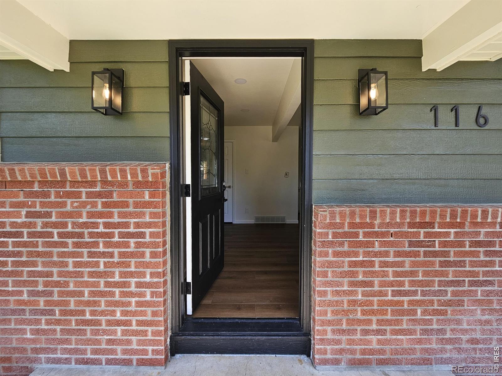 MLS Image #5 for 116  grant place,sterling, Colorado