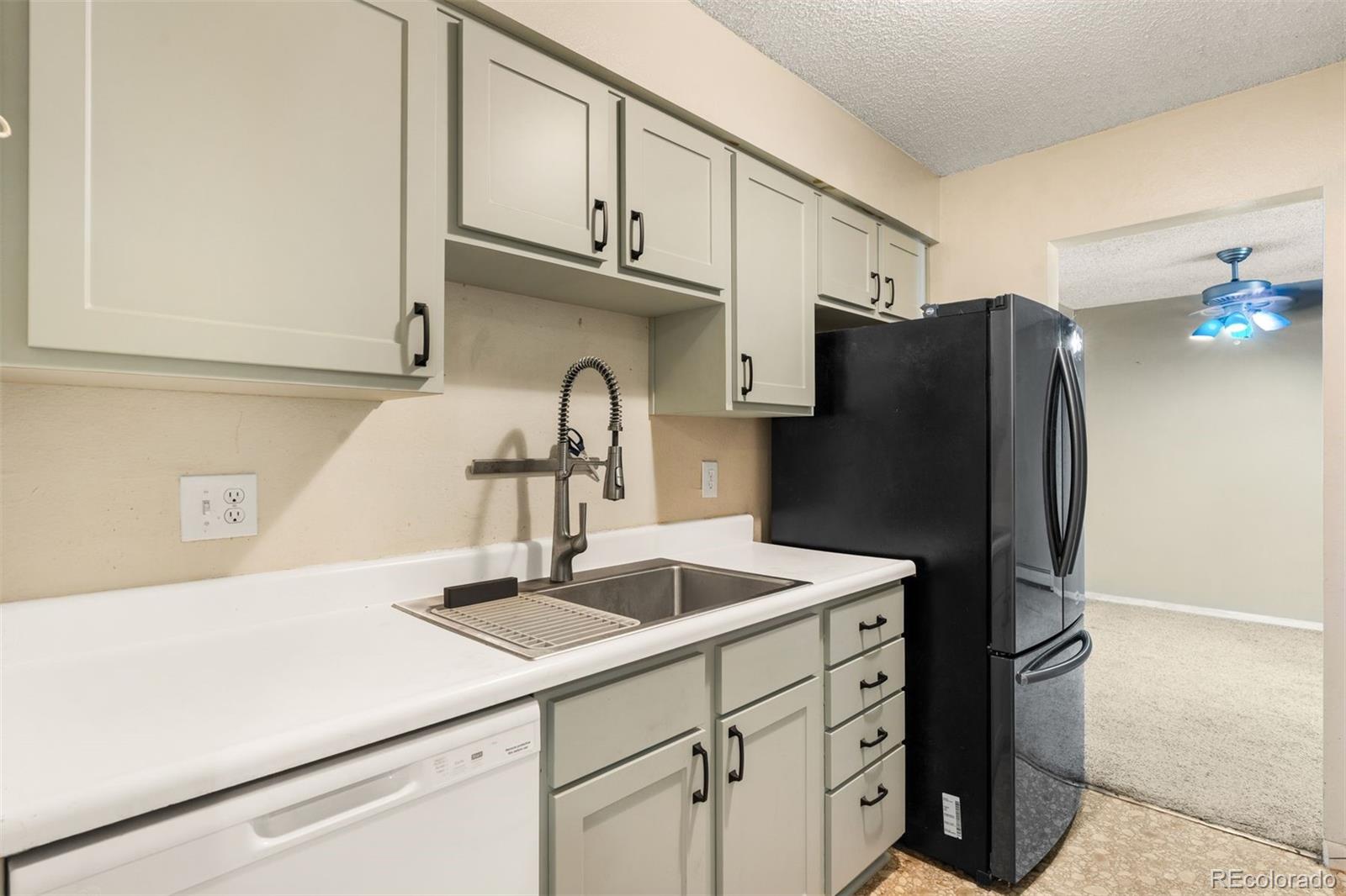 MLS Image #6 for 4653 s lowell boulevard,denver, Colorado