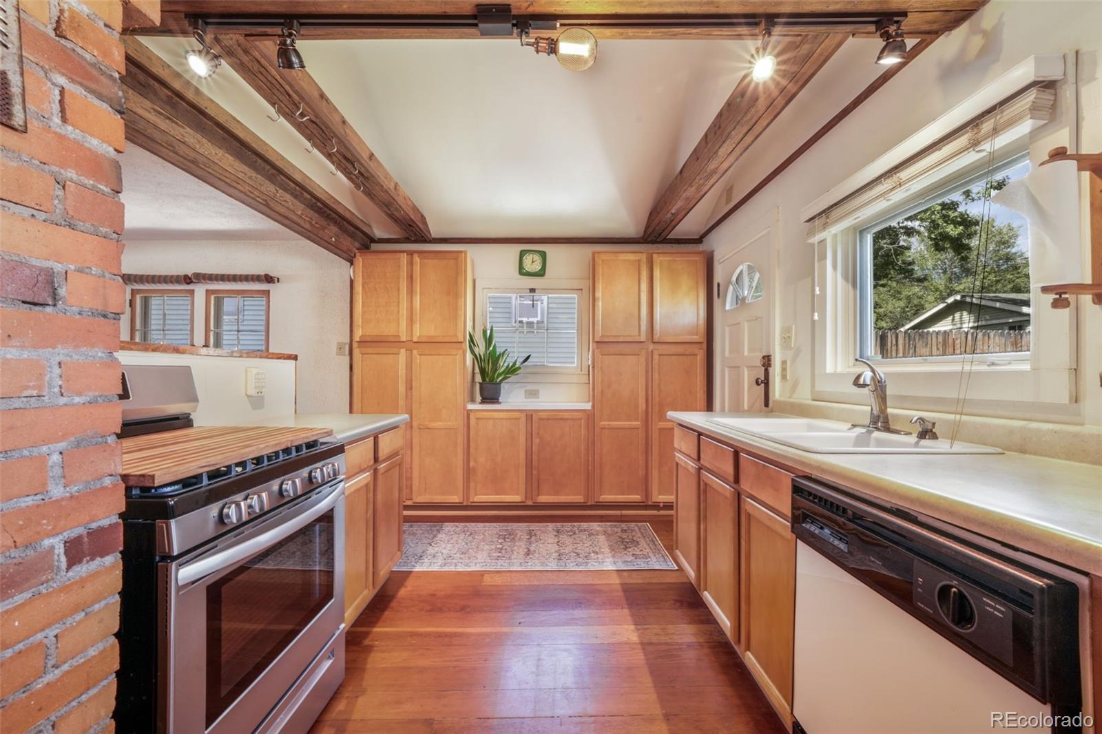 MLS Image #19 for 3326 w kiowa street,colorado springs, Colorado
