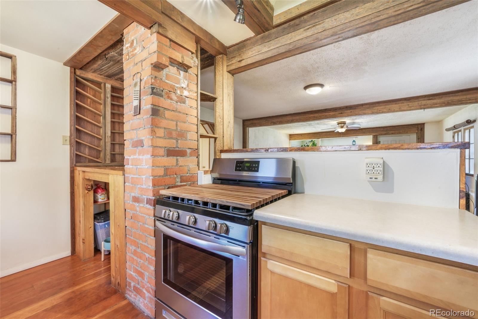 MLS Image #20 for 3326 w kiowa street,colorado springs, Colorado