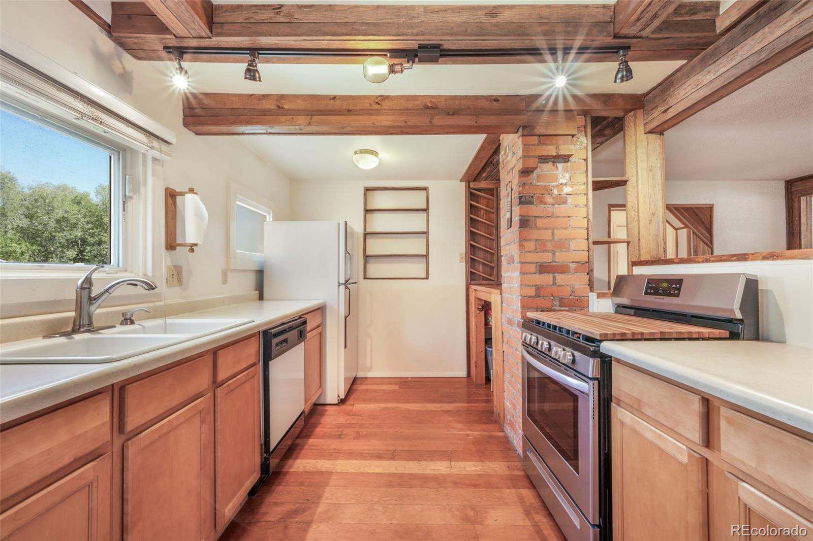 MLS Image #21 for 3326 w kiowa street,colorado springs, Colorado