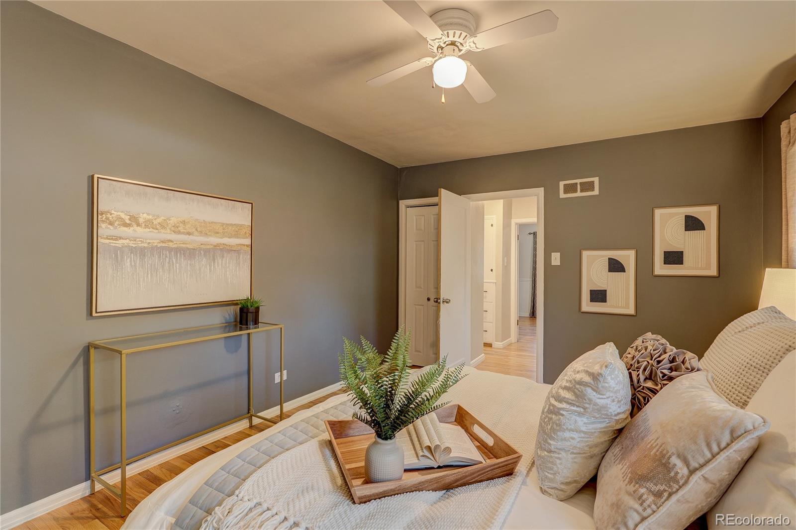 MLS Image #14 for 2690 s gilpin street,denver, Colorado