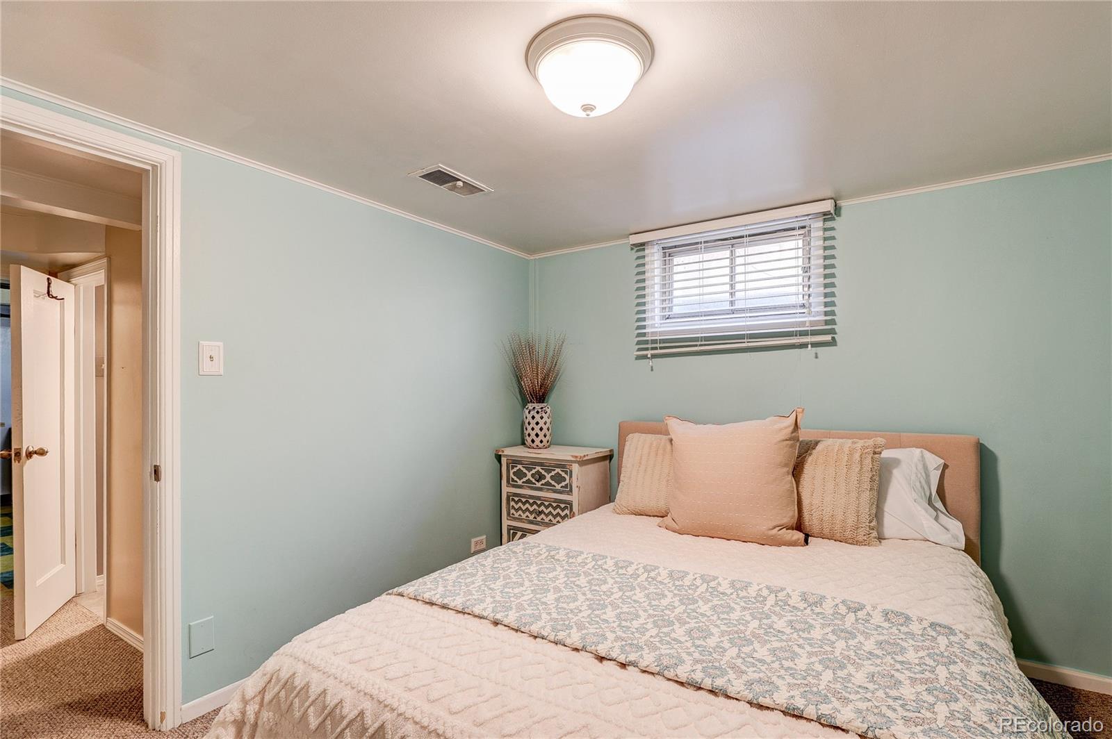 MLS Image #27 for 2690 s gilpin street,denver, Colorado