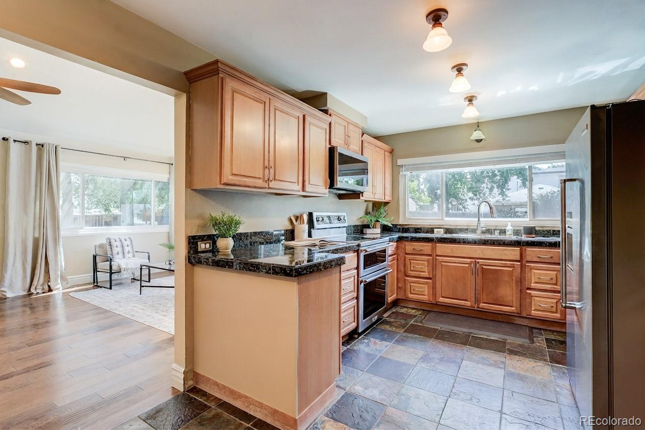 MLS Image #8 for 2690 s gilpin street,denver, Colorado
