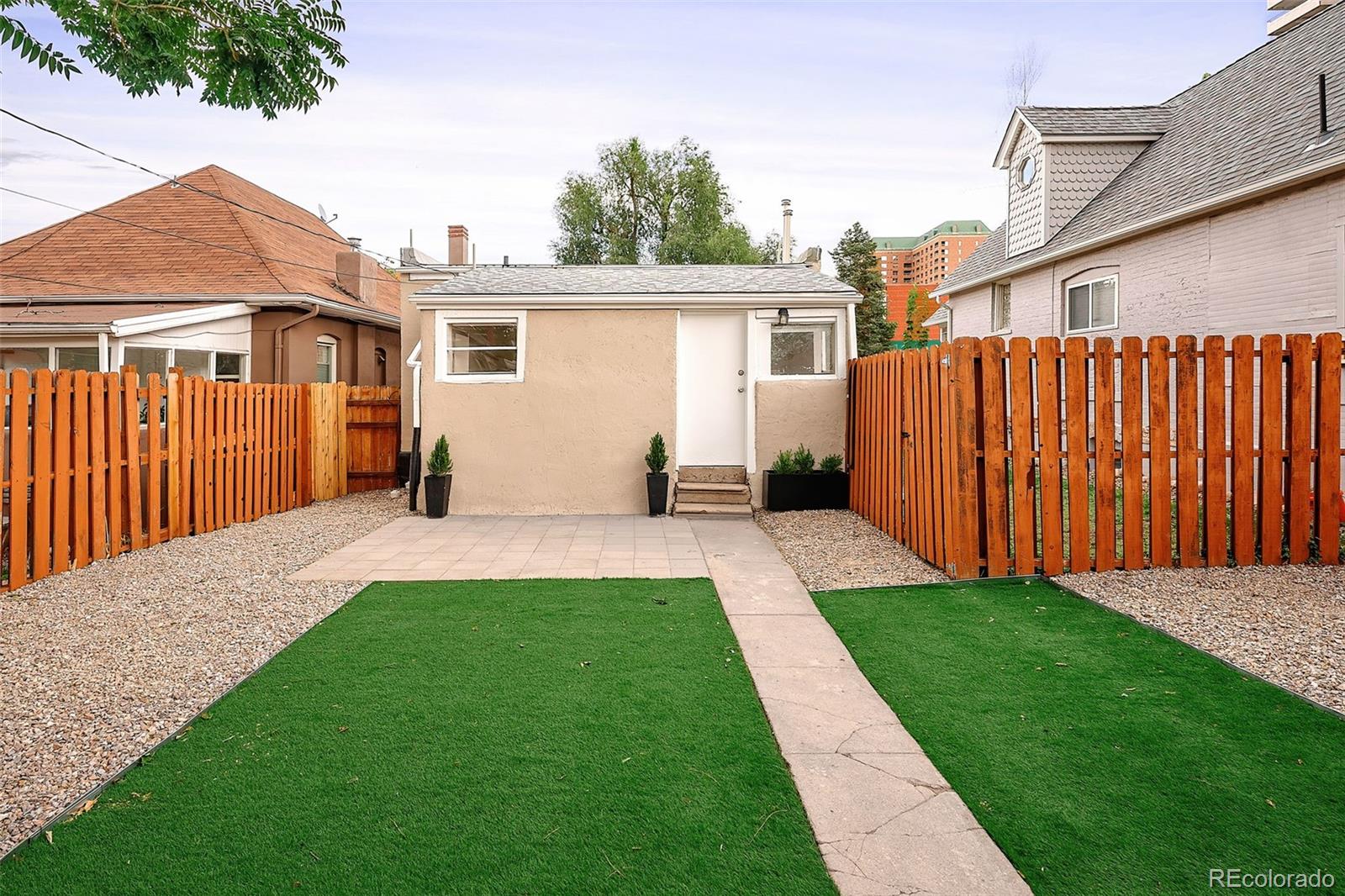 MLS Image #18 for 223 n pearl street,denver, Colorado