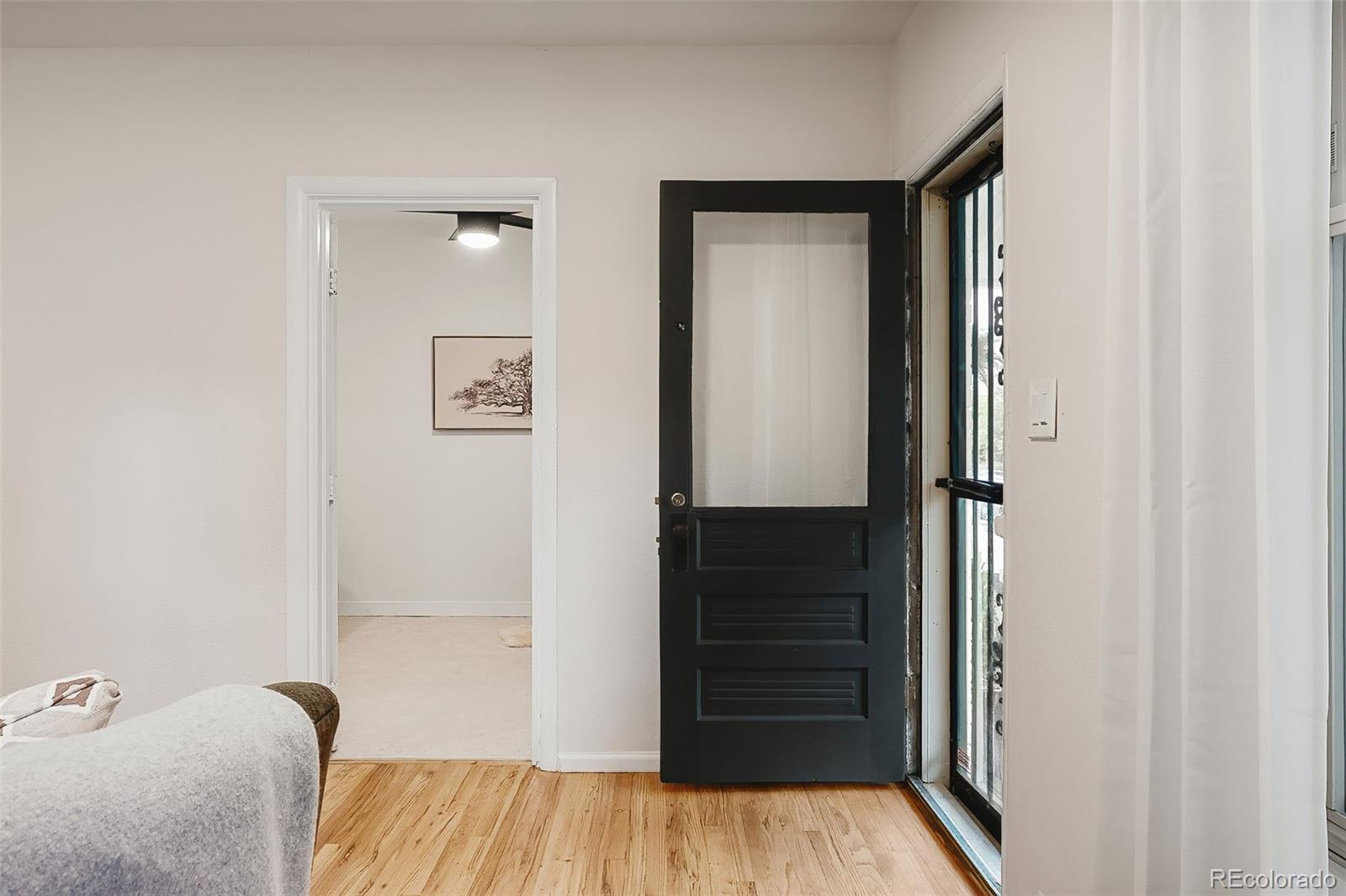MLS Image #2 for 223 n pearl street,denver, Colorado