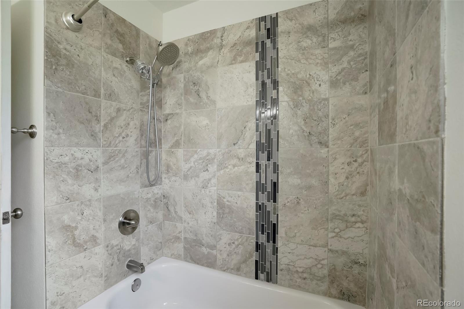 MLS Image #17 for 1415 s fenton street,denver, Colorado