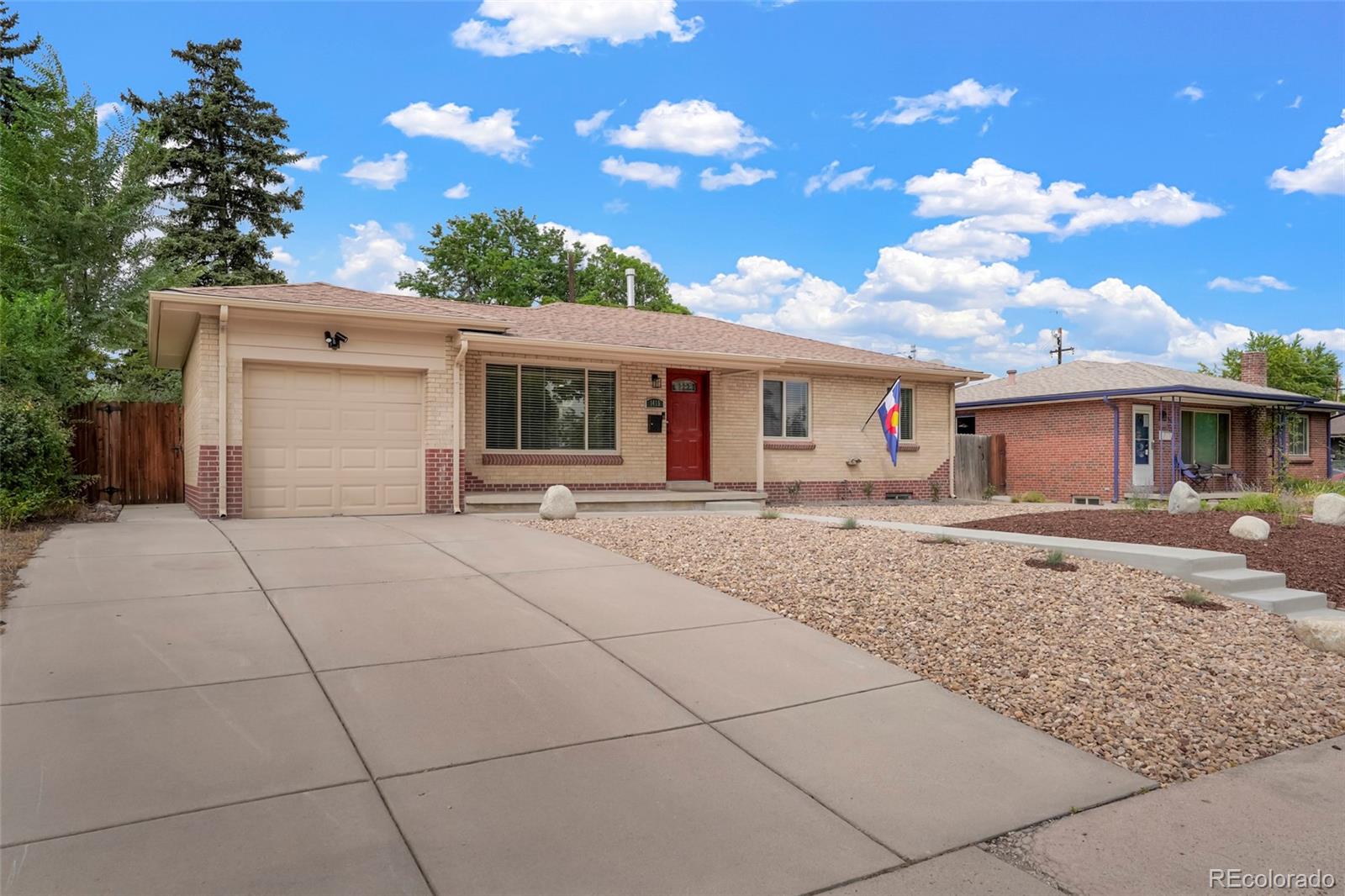 MLS Image #2 for 1415 s fenton street,denver, Colorado