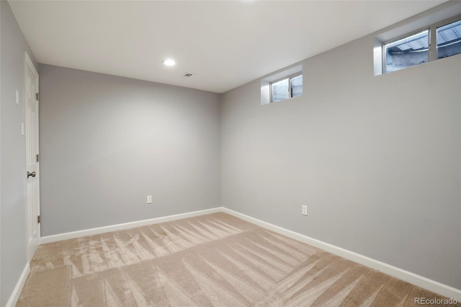MLS Image #26 for 1415 s fenton street,denver, Colorado