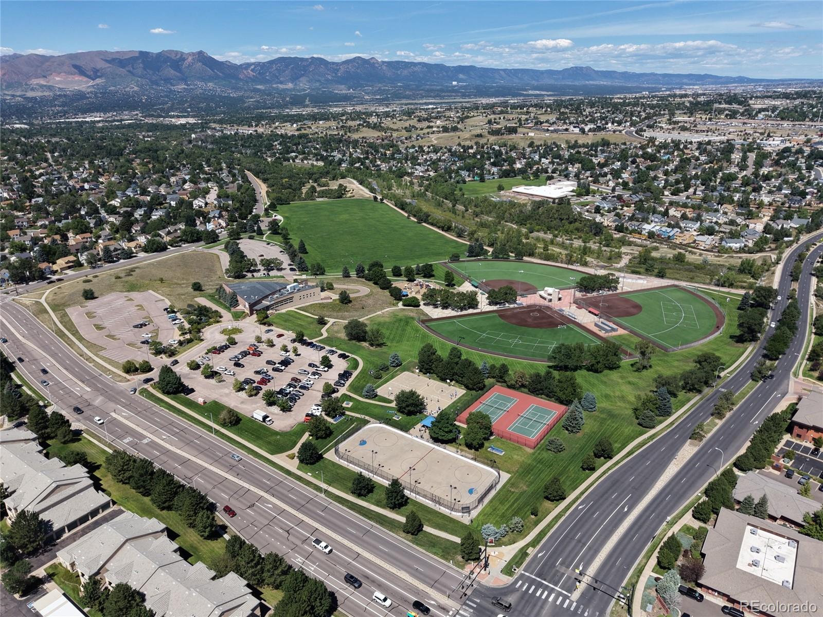 MLS Image #8 for 3931  diamond ridge view,colorado springs, Colorado
