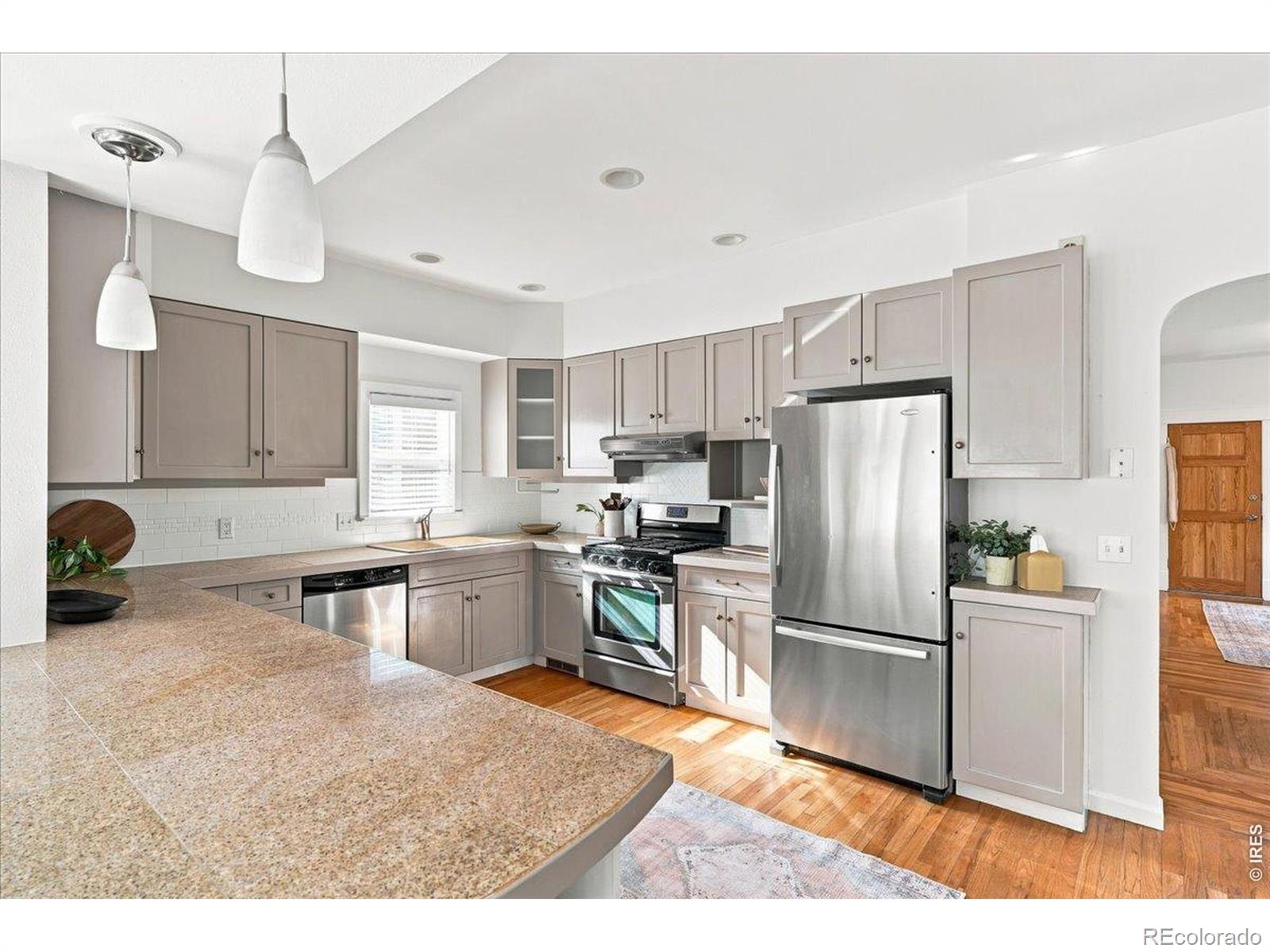 MLS Image #12 for 1011 w mountain avenue,fort collins, Colorado