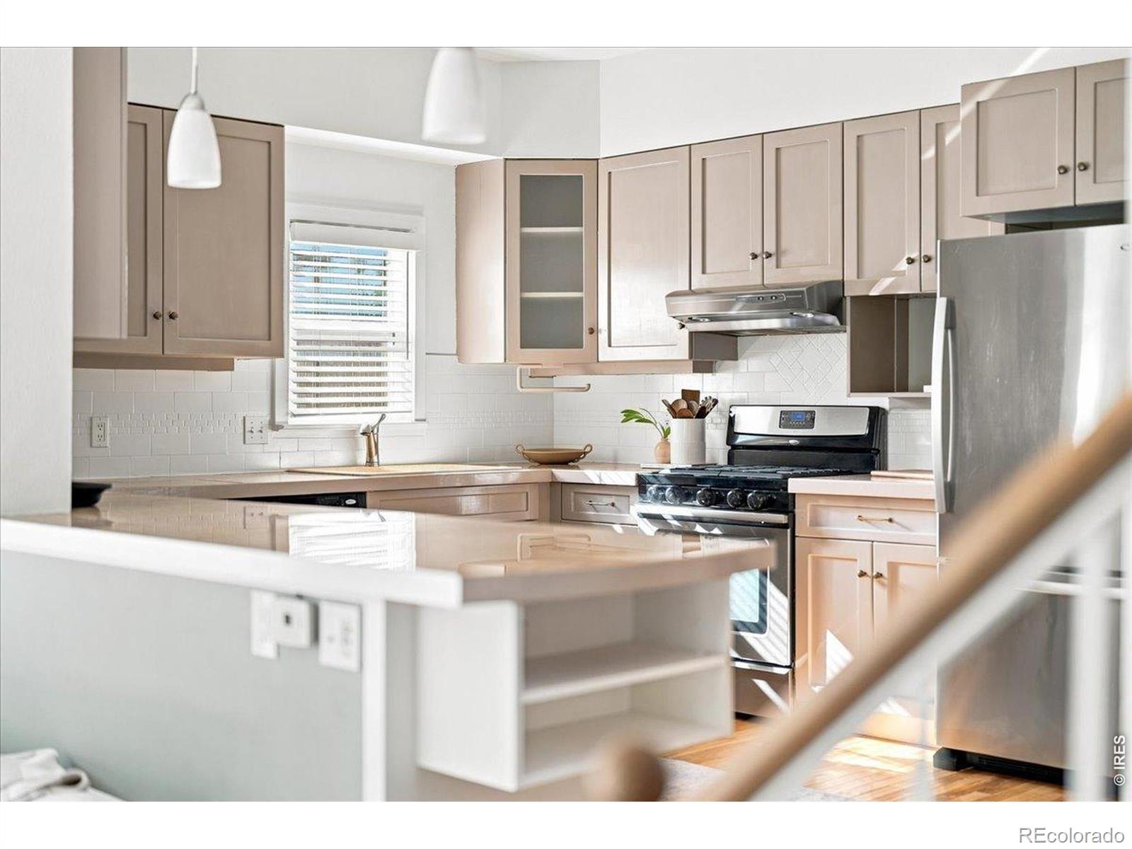 MLS Image #14 for 1011 w mountain avenue,fort collins, Colorado