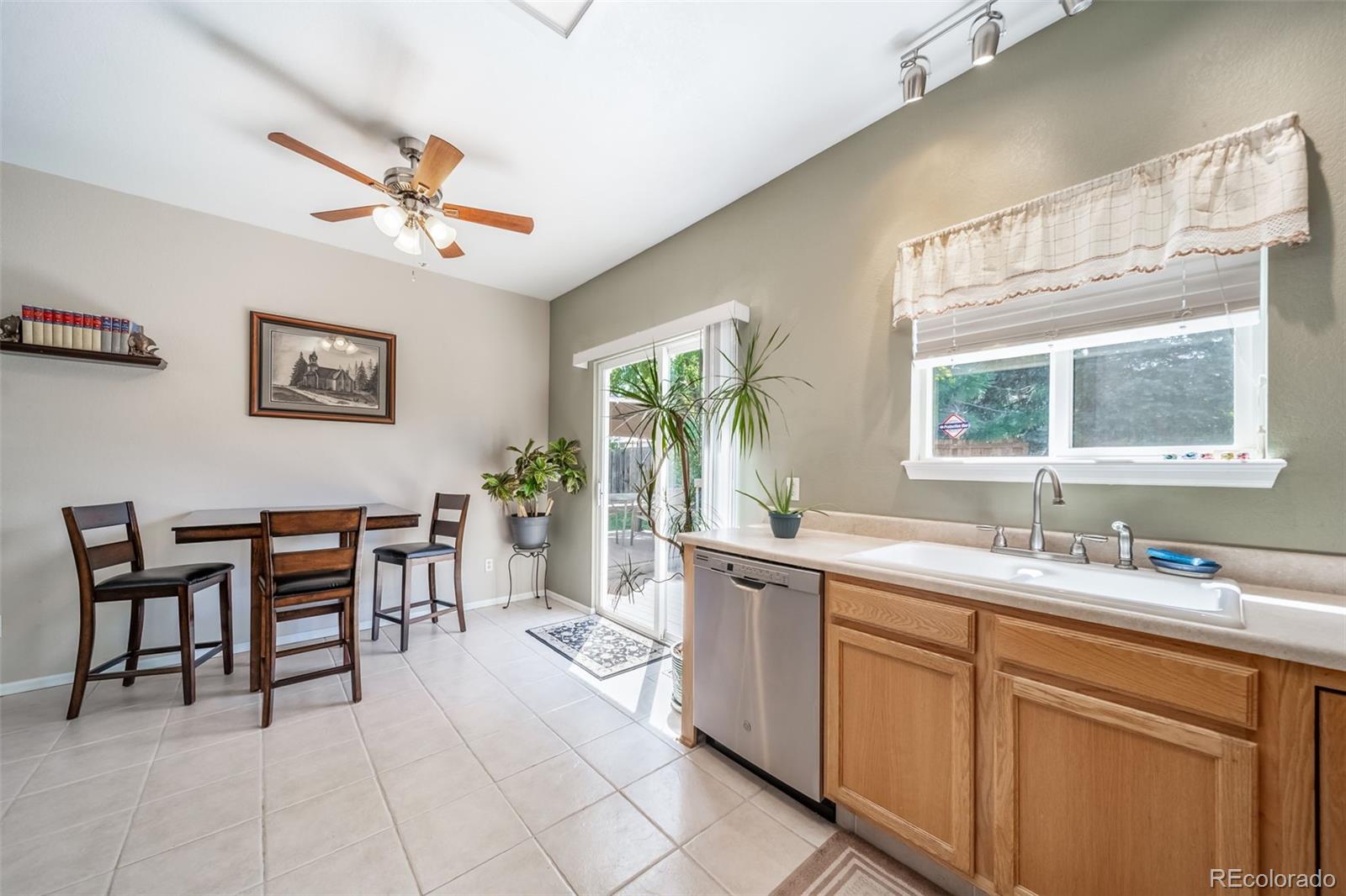 MLS Image #12 for 8917  copeland street,littleton, Colorado