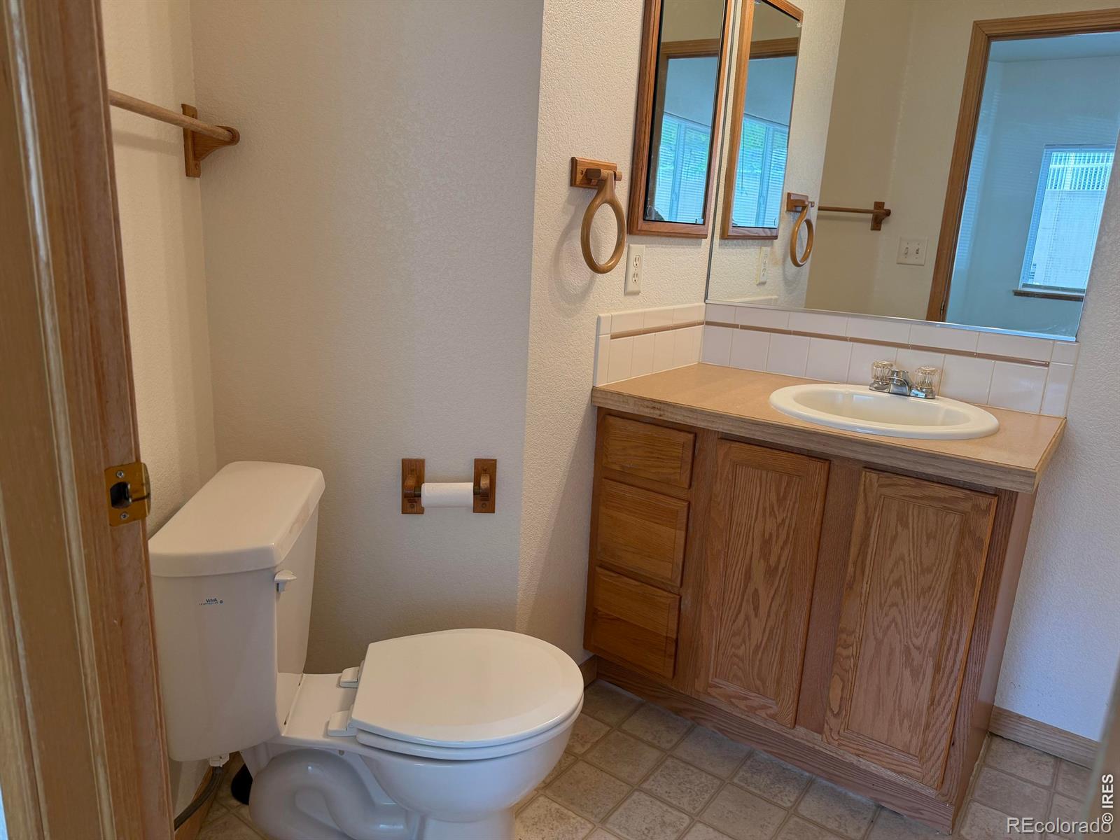 MLS Image #16 for 950  52nd ave ct,greeley, Colorado