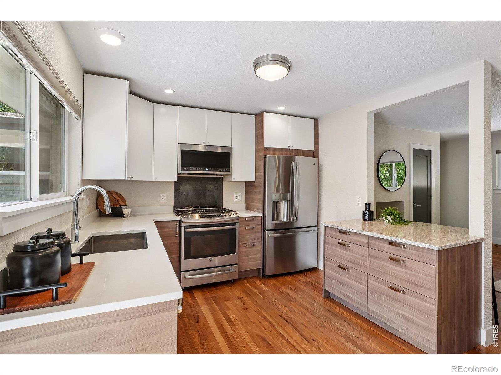 MLS Image #10 for 1552  oak avenue,boulder, Colorado