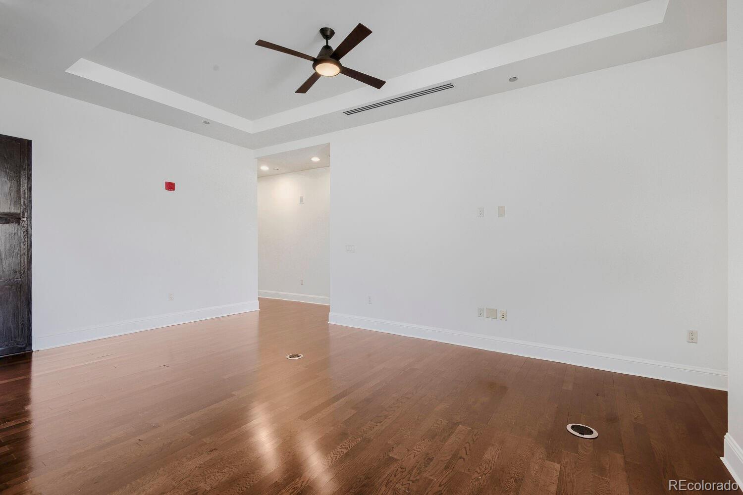 MLS Image #15 for 5455  landmark place,englewood, Colorado