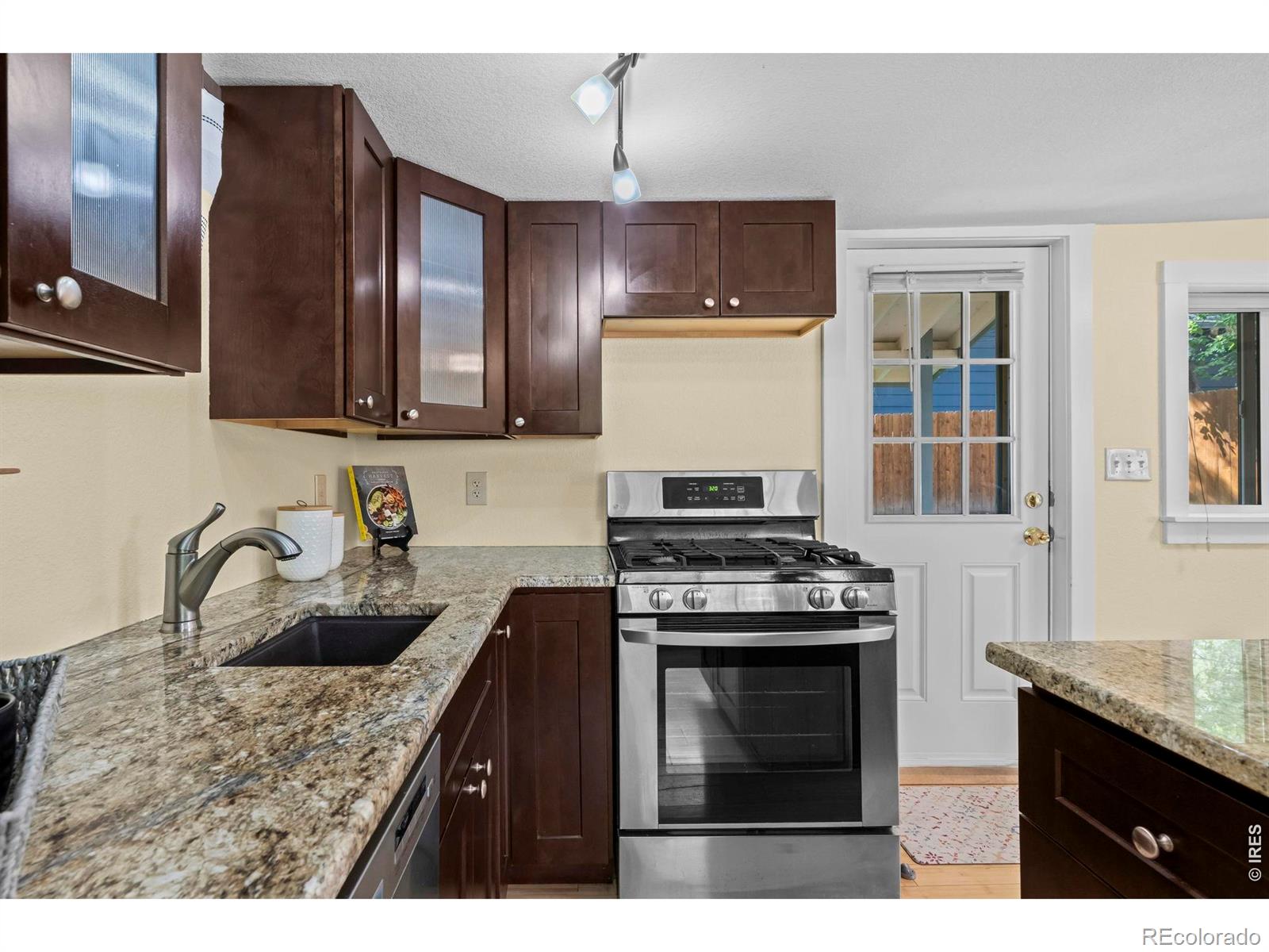 MLS Image #32 for 108 e chester street,lafayette, Colorado