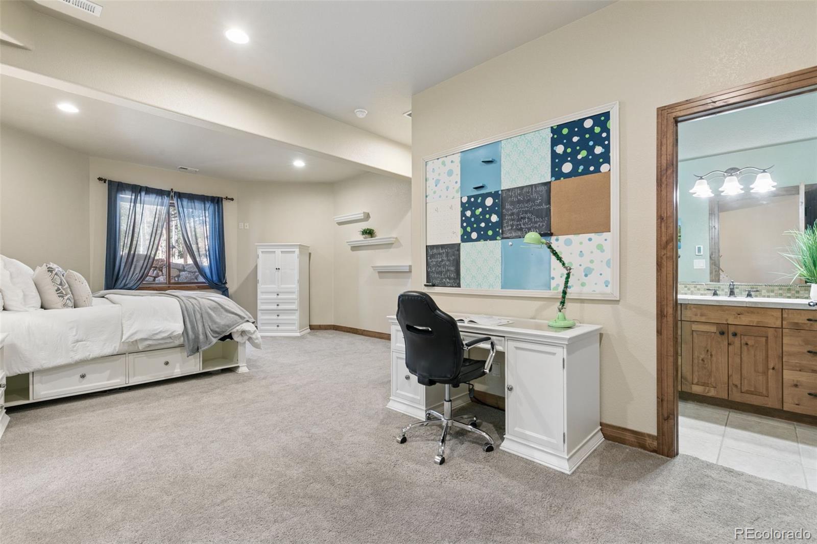MLS Image #32 for 4945  saxton hollow road,colorado springs, Colorado