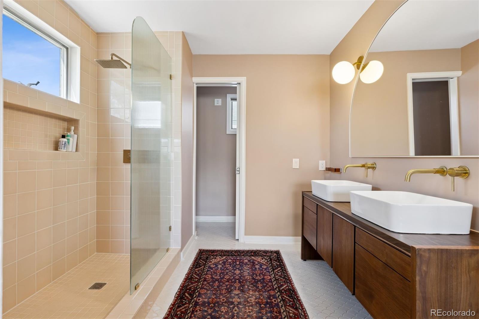 MLS Image #10 for 1842 s marion street,denver, Colorado
