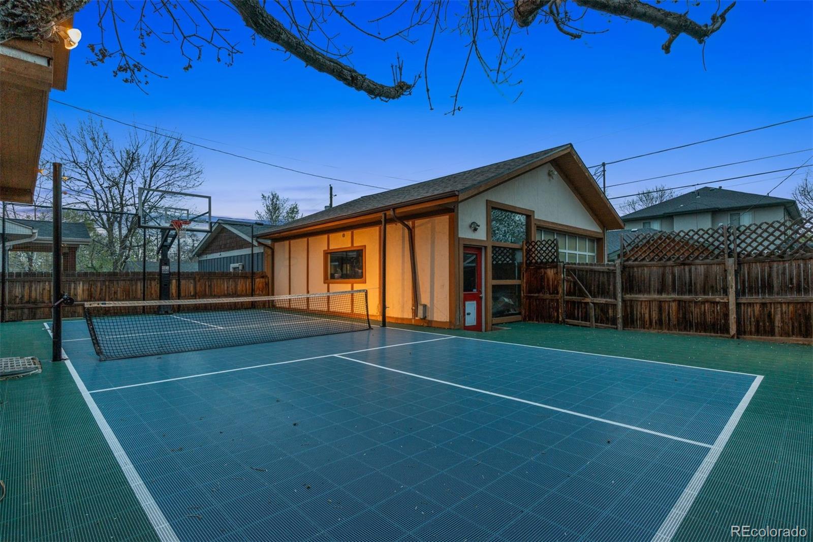 MLS Image #17 for 1842 s marion street,denver, Colorado