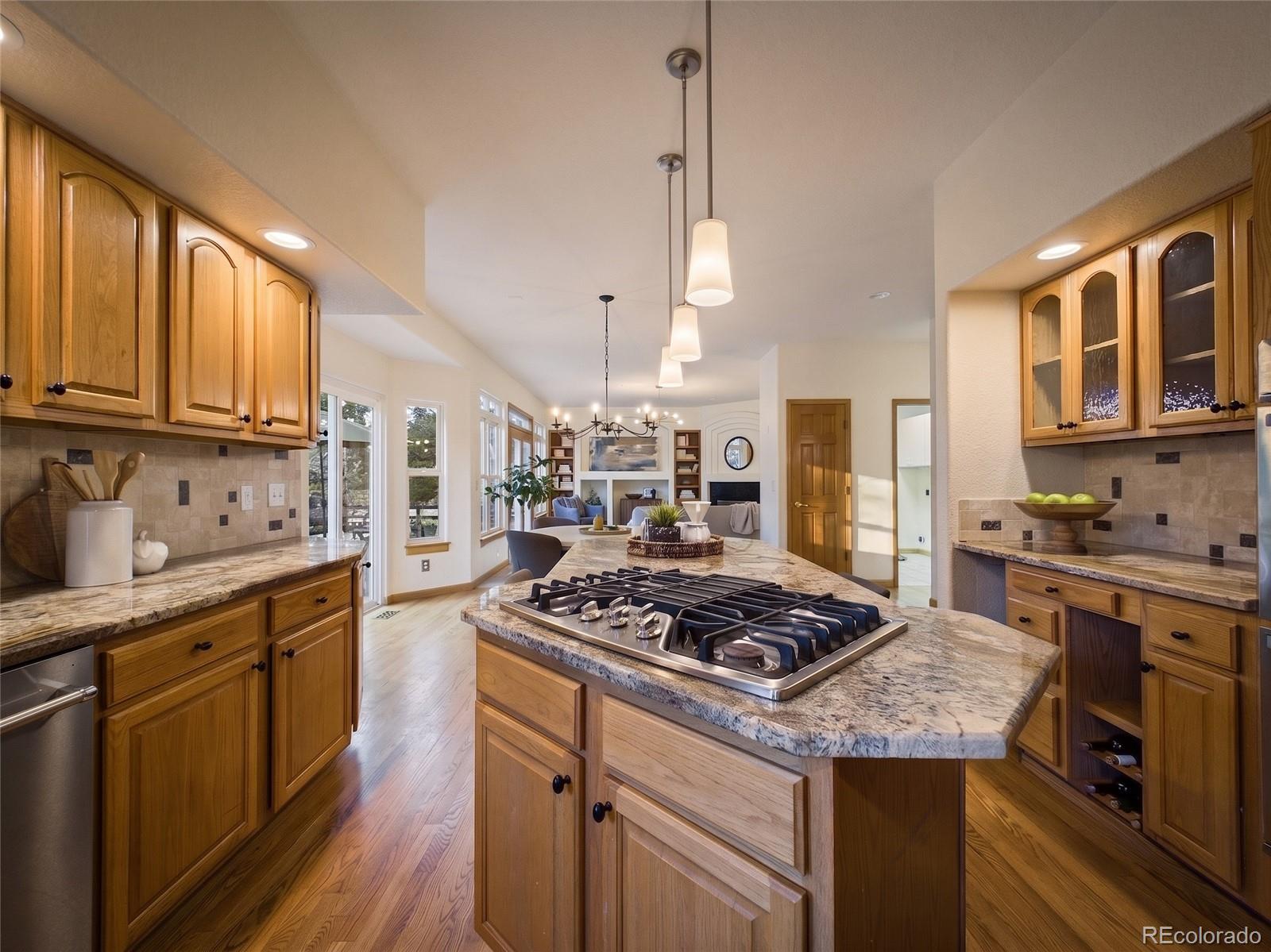 MLS Image #8 for 1931  creekside drive,longmont, Colorado