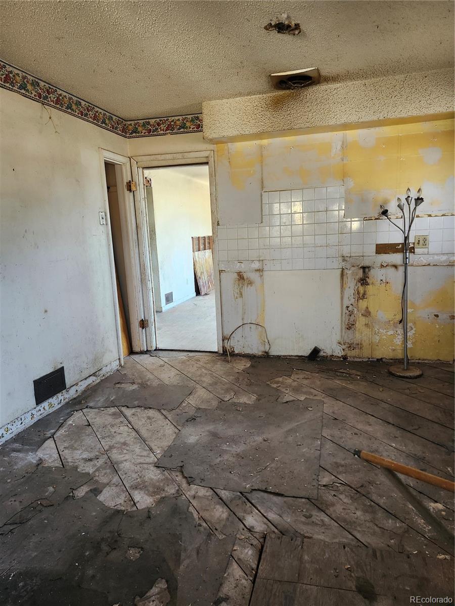 MLS Image #8 for 1134  4th street,limon, Colorado