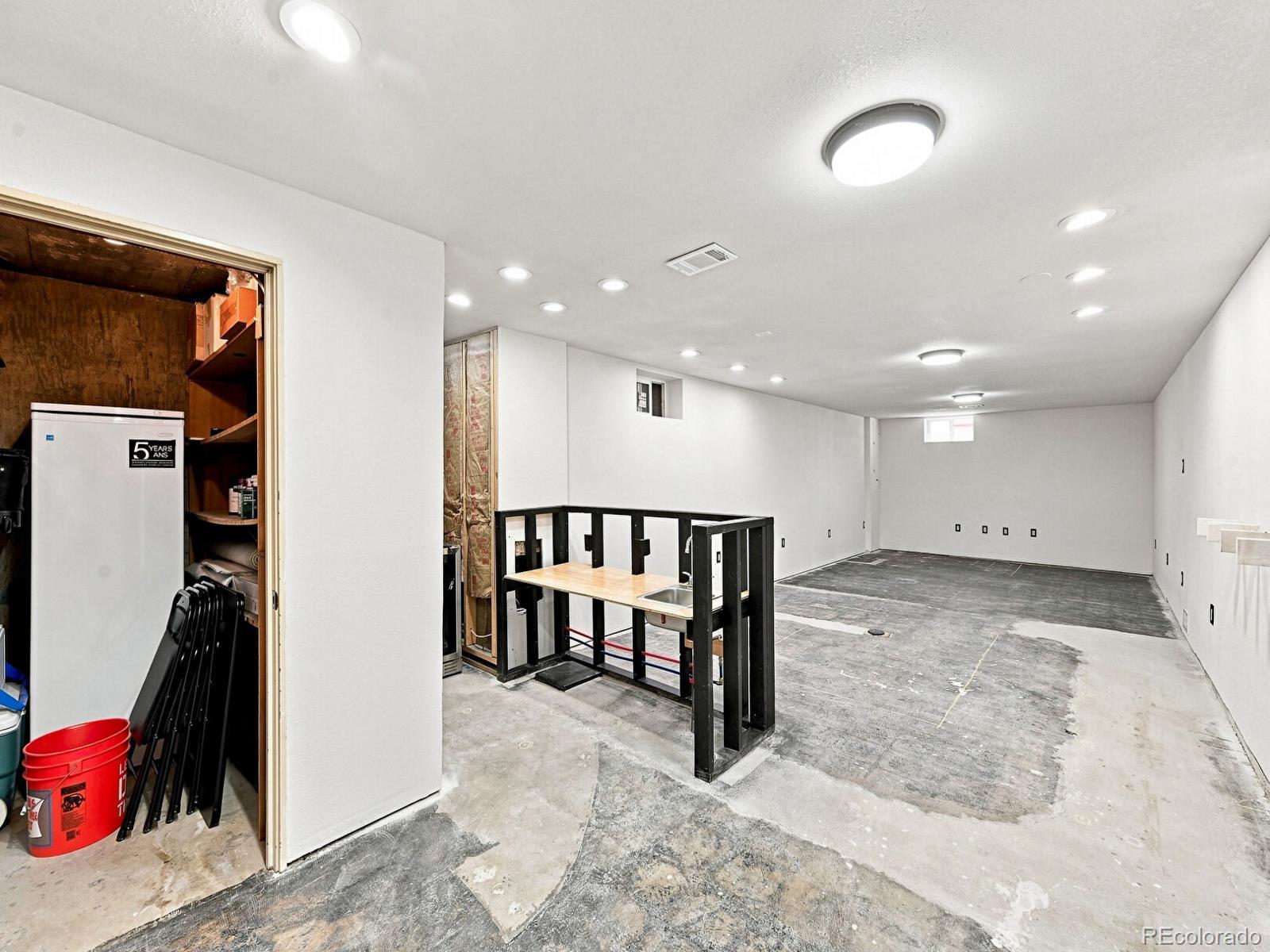MLS Image #13 for 1385 s shoshone street,denver, Colorado