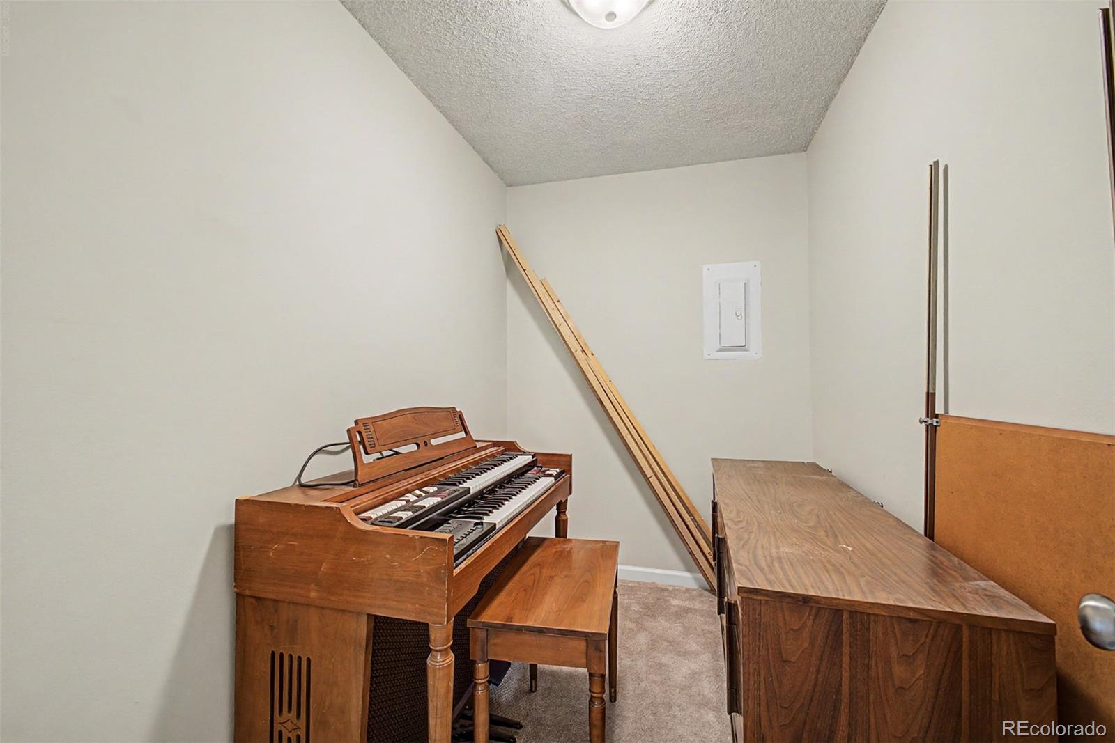 MLS Image #13 for 9335 e center avenue,denver, Colorado