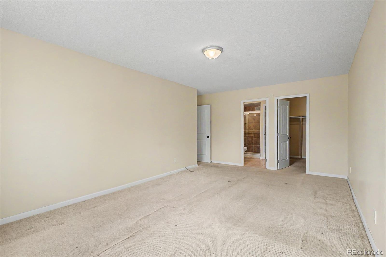 MLS Image #7 for 9335 e center avenue,denver, Colorado