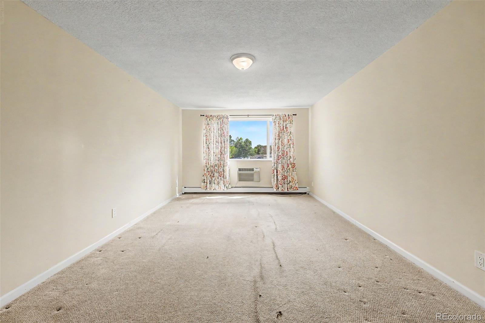 MLS Image #9 for 9335 e center avenue,denver, Colorado