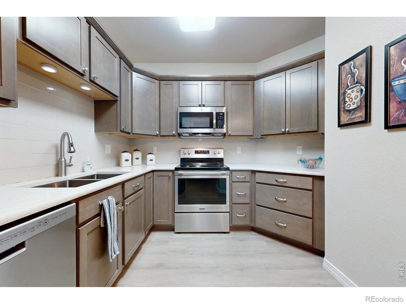 MLS Image #18 for 2133  krisron road,fort collins, Colorado