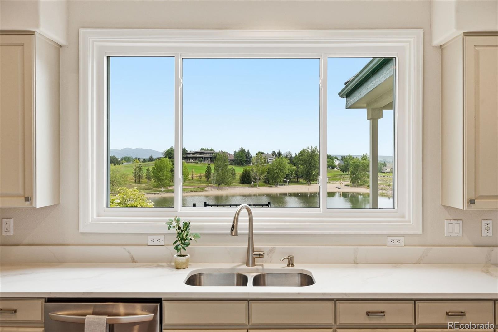 MLS Image #8 for 4061  spy glass lane,longmont, Colorado