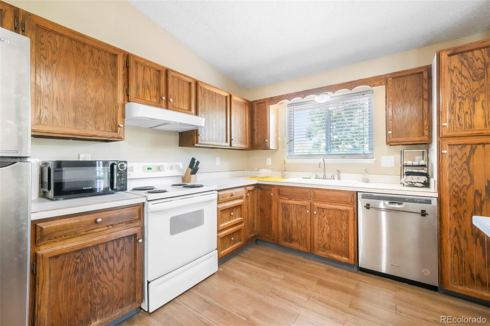 MLS Image #12 for 4958  wood brook court,colorado springs, Colorado