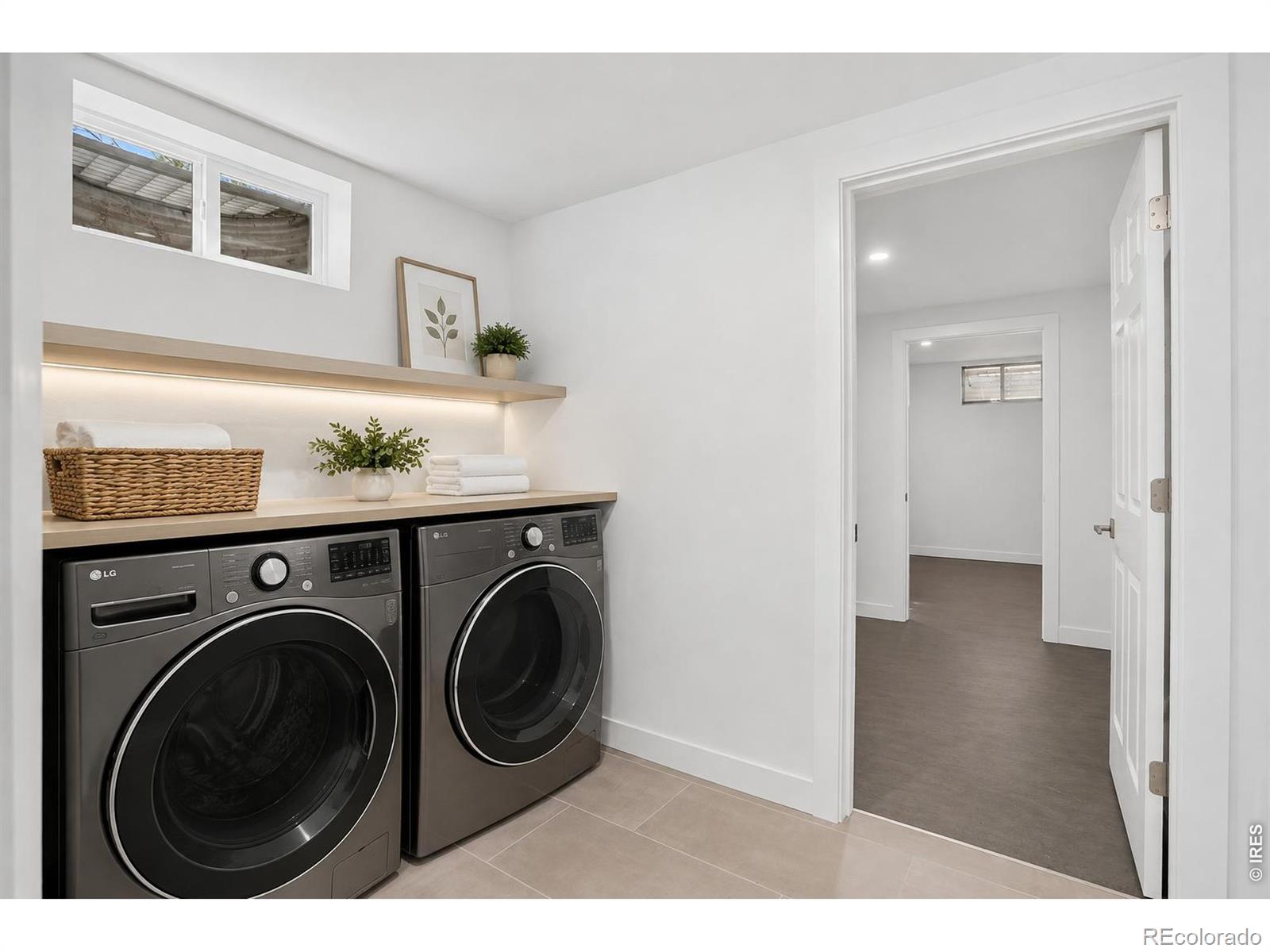 MLS Image #14 for 1708  jewel drive,longmont, Colorado